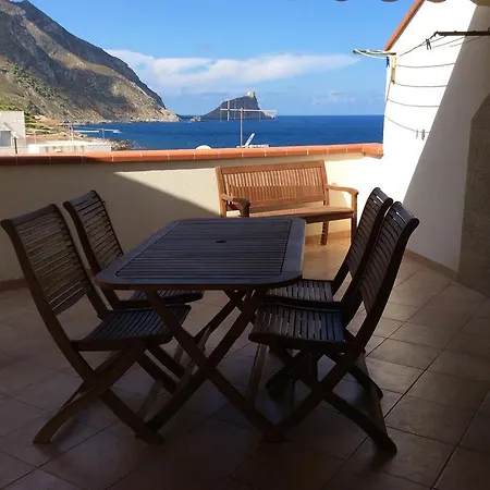 Scalovecchio Nocleg ze śniadaniem Marettimo